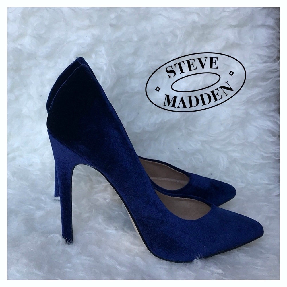 ❌SOLD❌Steve Madden Blue Velvet Heels Sz 8.5